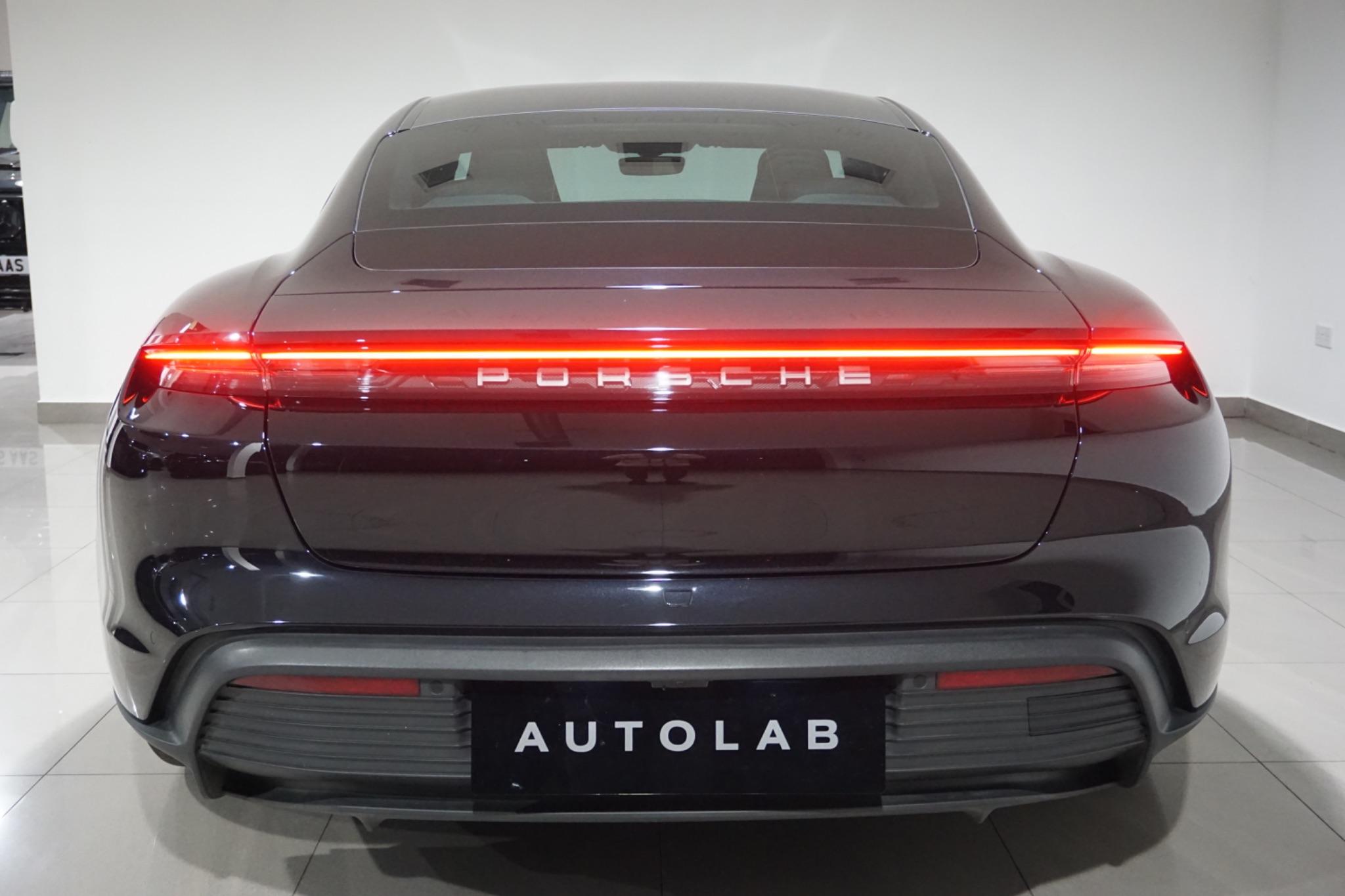 Porsche Taycan Performance Plus 93.4kWh 4S Auto 4WD 4dr (11kW Charger)